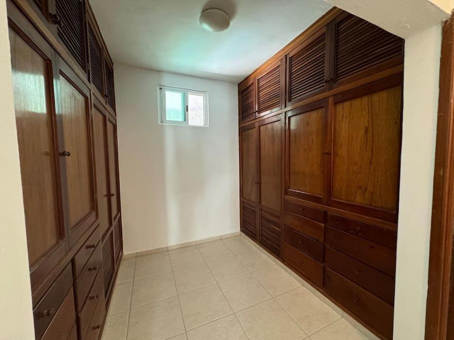 Amplias En Quinta Avenida Apartamento